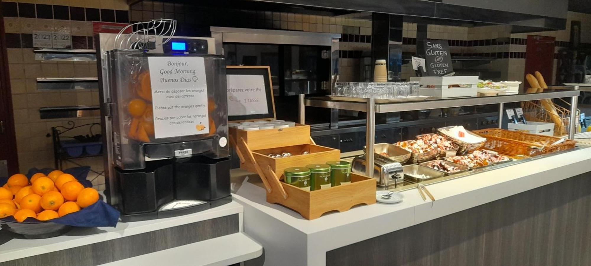 Готель Ibis Styles Segre Екстер'єр фото