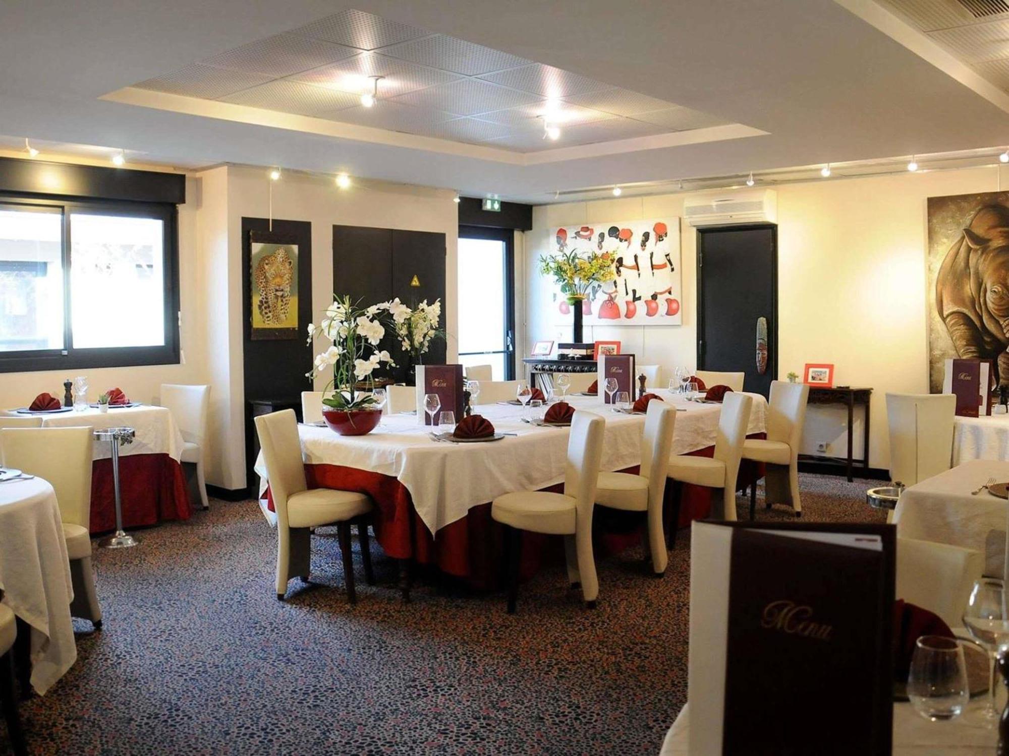 Готель Ibis Styles Segre Екстер'єр фото