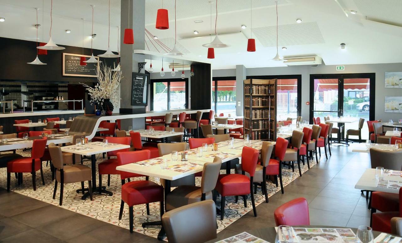 Готель Ibis Styles Segre Екстер'єр фото